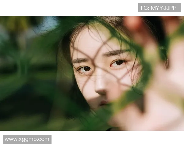 璀璨女足球明星壁纸展现运动之美与力量的完美结合